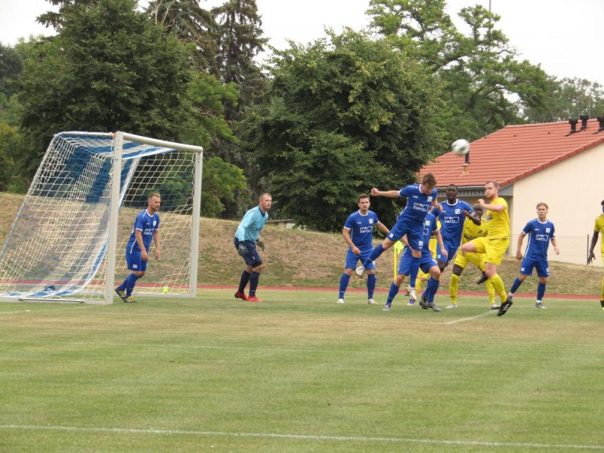 Bild: SSC Weißenfels - SV Blau-Weiß Zorbau 3:2 - 001