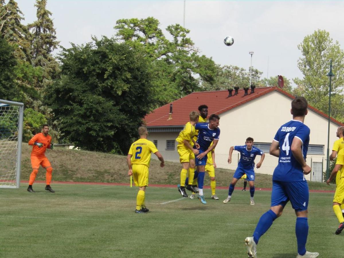 Bild: SSC Weißenfels - SV Blau-Weiß Zorbau 3:2 - 010