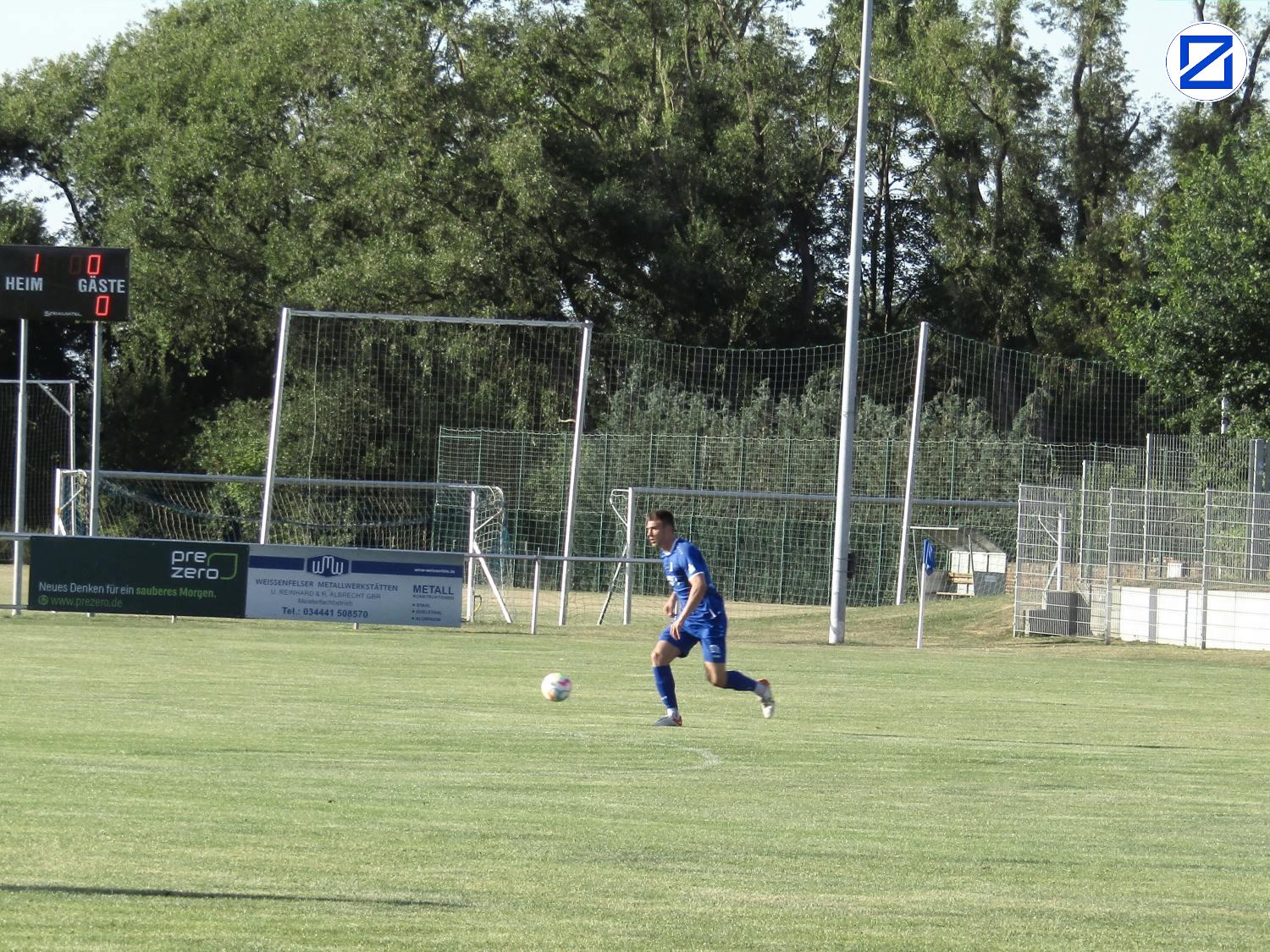 Bild: SV Blau-Weiß Zorbau - SV Blau-Weiß Farnstädt 7:0 (0:0) - Farnstaedt010