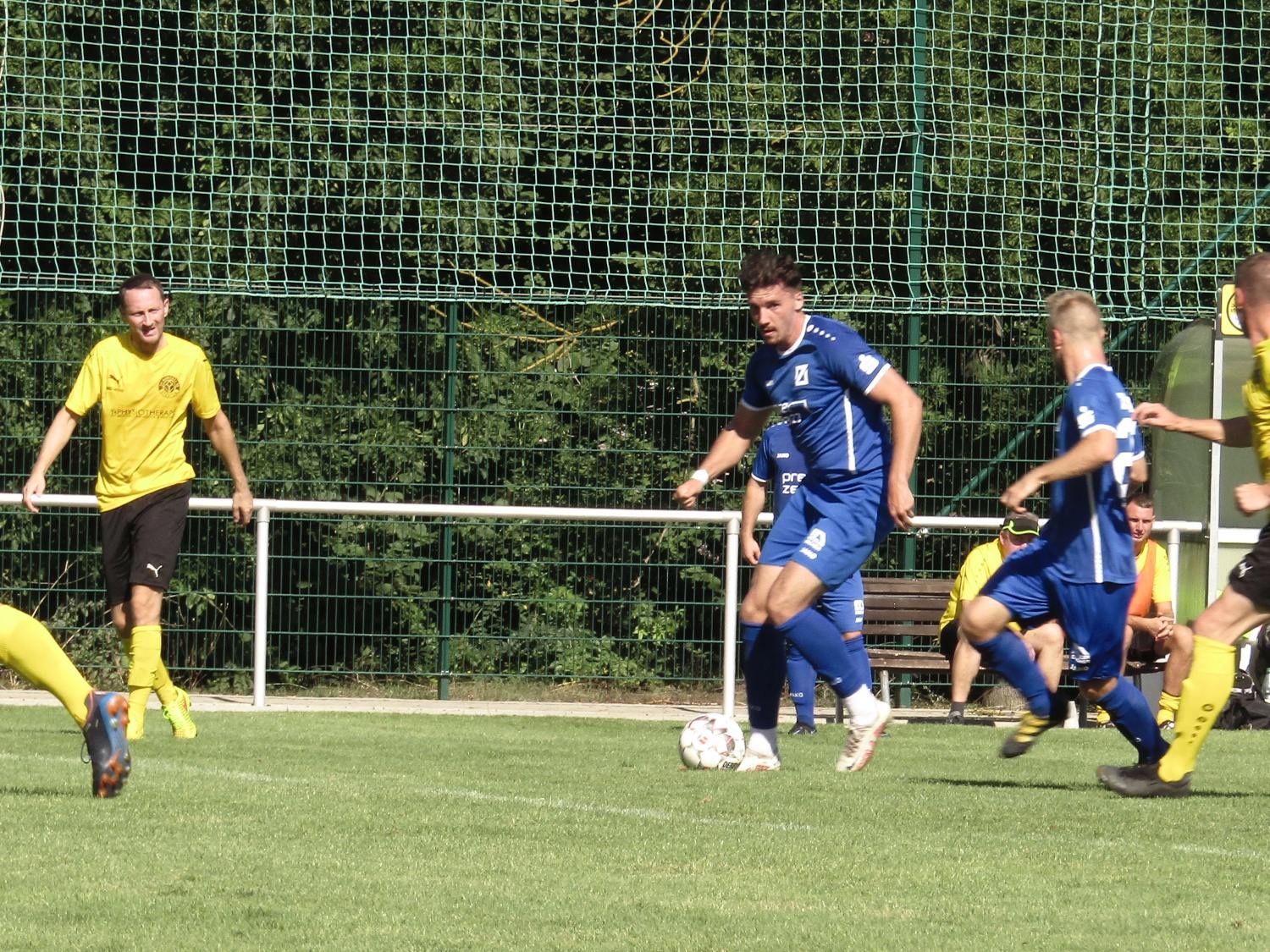 Bild: SV Romonta 09 Stedten - SV Blau-Weiß Zorbau 0:8 (0:4) - Stedtem06