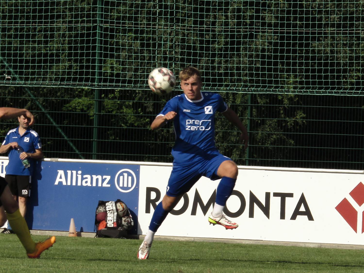 Bild: SV Romonta 09 Stedten - SV Blau-Weiß Zorbau 0:8 (0:4) - Stedtem36