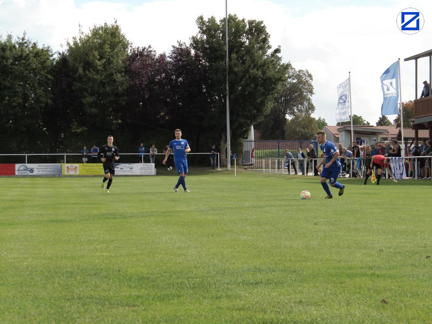 Bild: SV Blau-Weiß Zorbau - FSV Wacker 90 Nordhausen 3:0 (0:0) - Nordhausen037