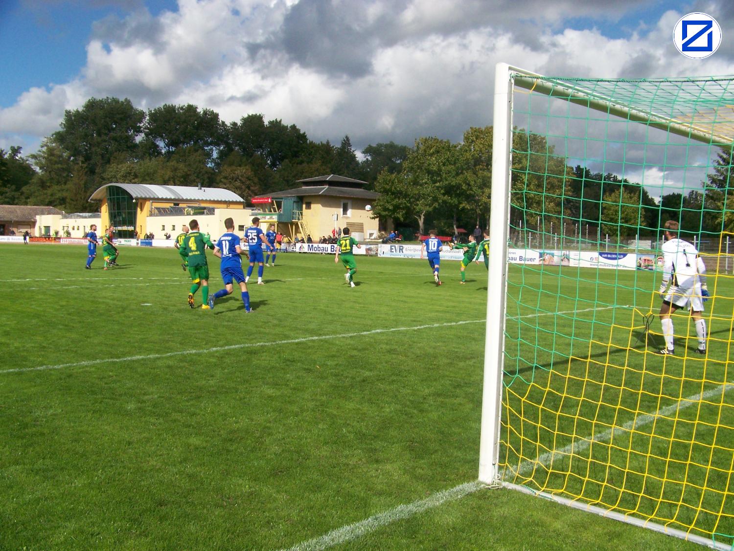Bild: FC Einheit Rudolstadt - SV Blau-Weiß Zorbau 1:1 (1:0) - Rudolstadt006