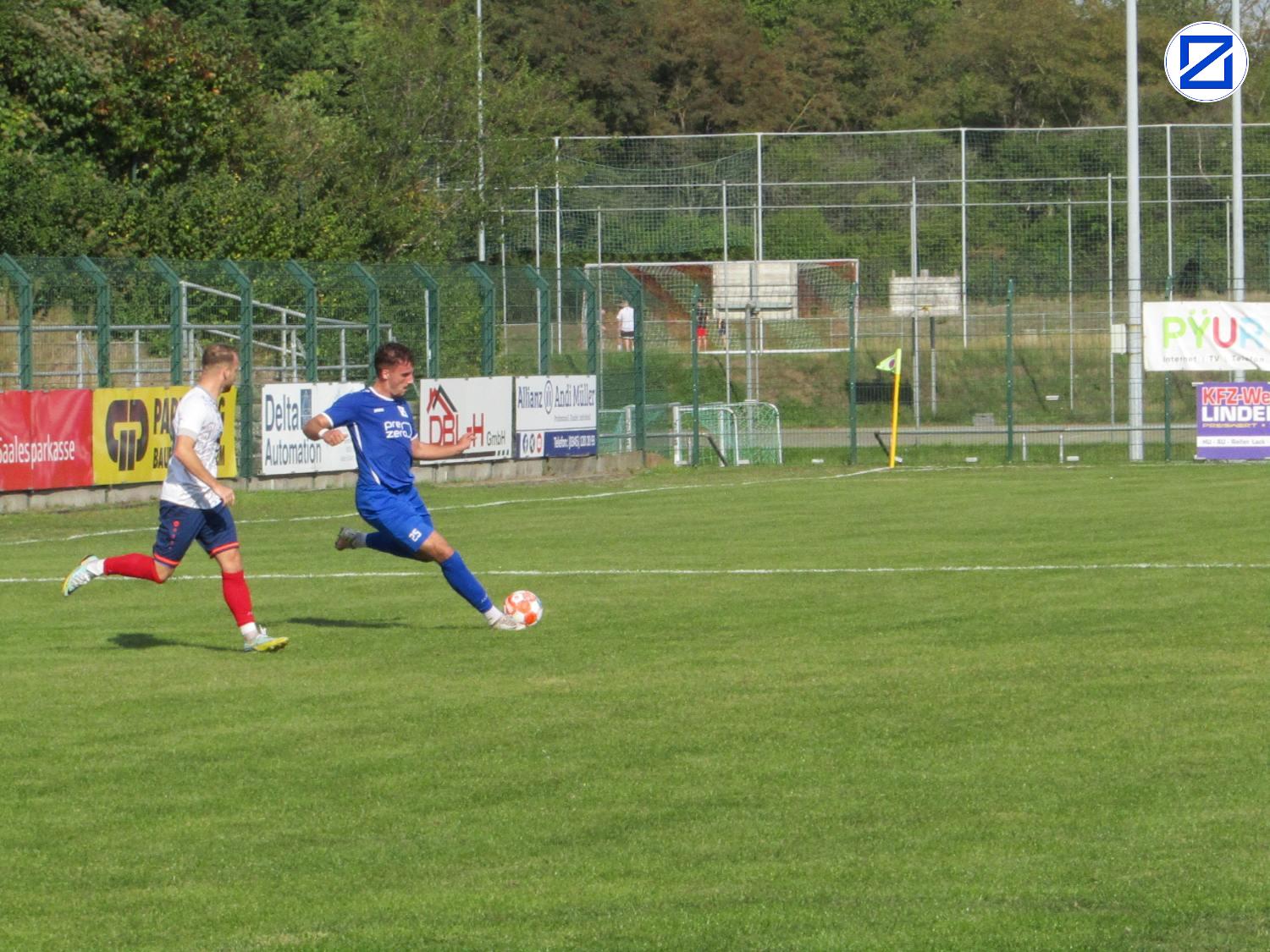 Bild: VfL Halle 96 - SV Blau-Weiß Zorbau 0:3 (0:0) - Vfl Halle008