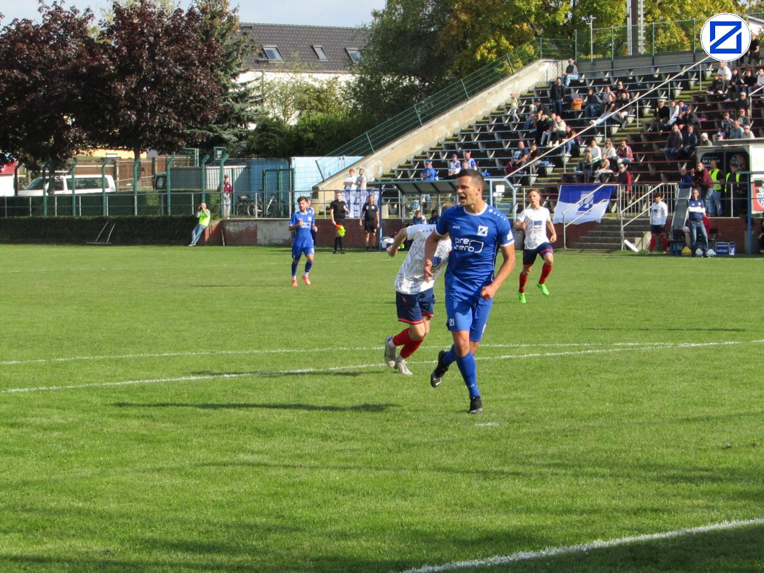 Bild: VfL Halle 96 - SV Blau-Weiß Zorbau 0:3 (0:0) - Vfl Halle009