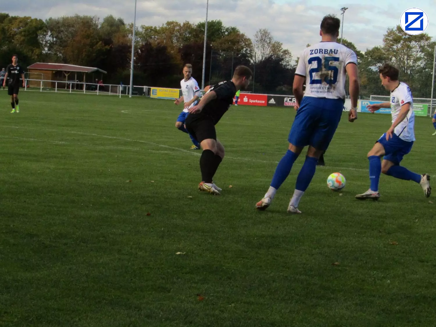 Bild: SV Blau-Weiß Zorbau - FC An der Fahner Höhe 1:6 (1:3) - Zorbau_gegen_fahner_hoehe_1_047