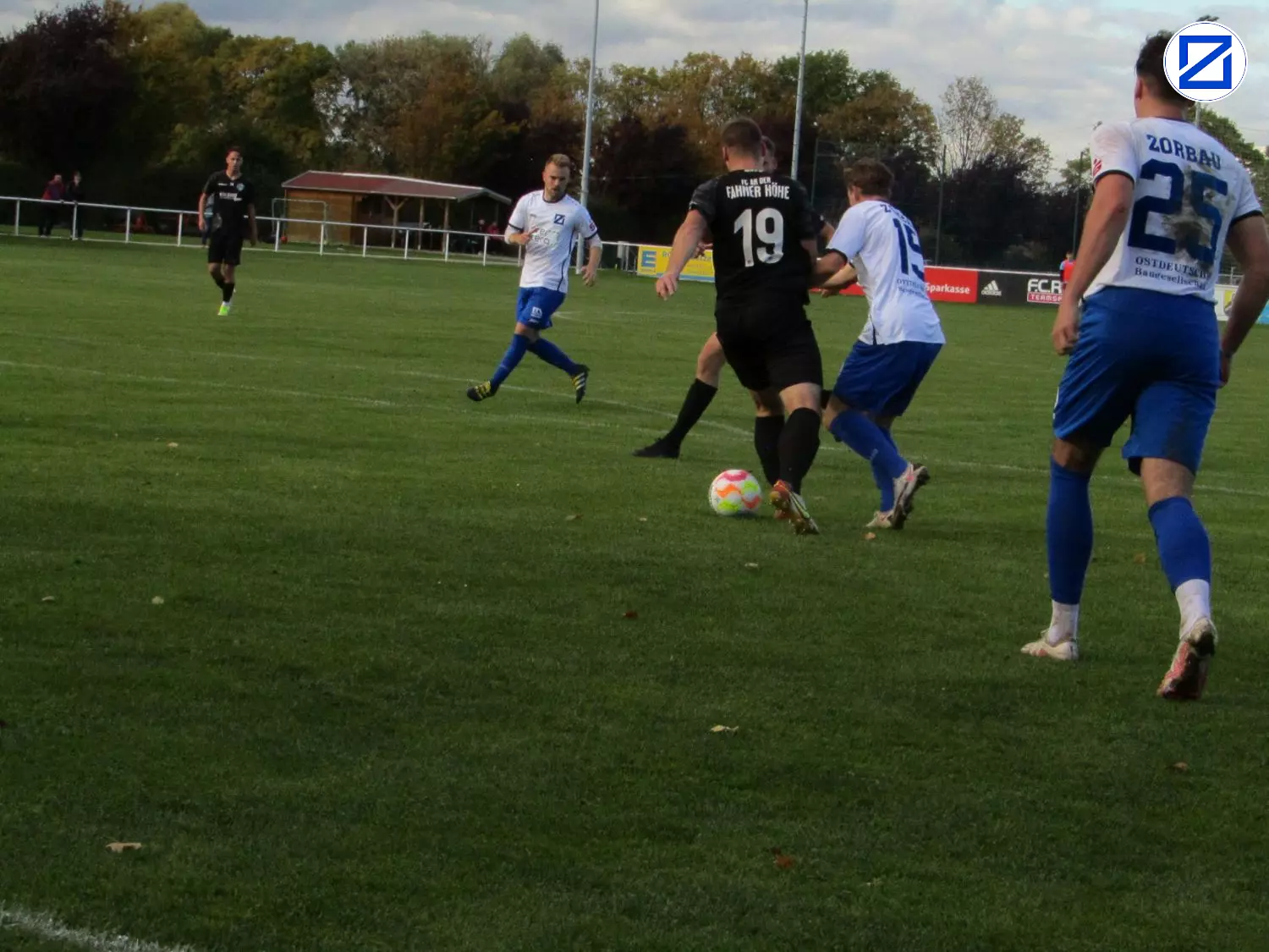 Bild: SV Blau-Weiß Zorbau - FC An der Fahner Höhe 1:6 (1:3) - Zorbau_gegen_fahner_hoehe_1_048