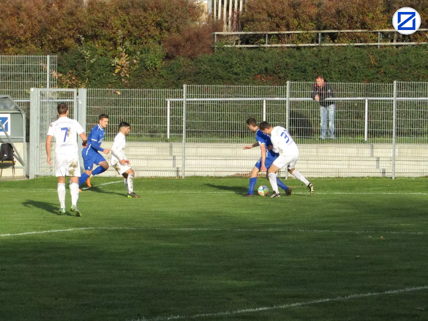 Bild: SV Blau-Weiß Zorbau - SV 1890 Westerhausen 2:3 (1:1) - Zorbau 2043