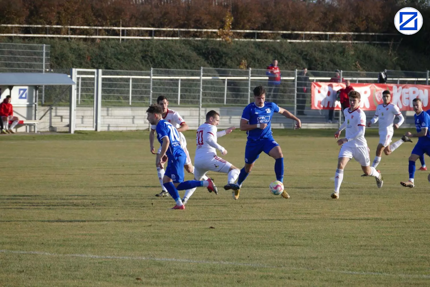 Bild: SV Blau-Weiß Zorbau - Ludwigsfelder FC 3:1 (2:1) - Zorbau Ludwigfelde004