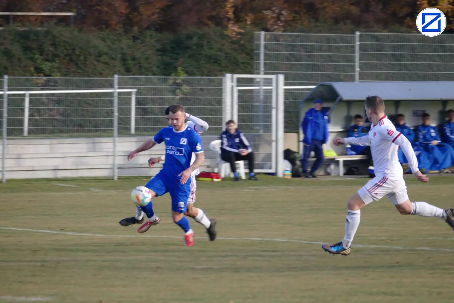 Bild: SV Blau-Weiß Zorbau - Ludwigsfelder FC 3:1 (2:1) - Zorbau Ludwigfelde013