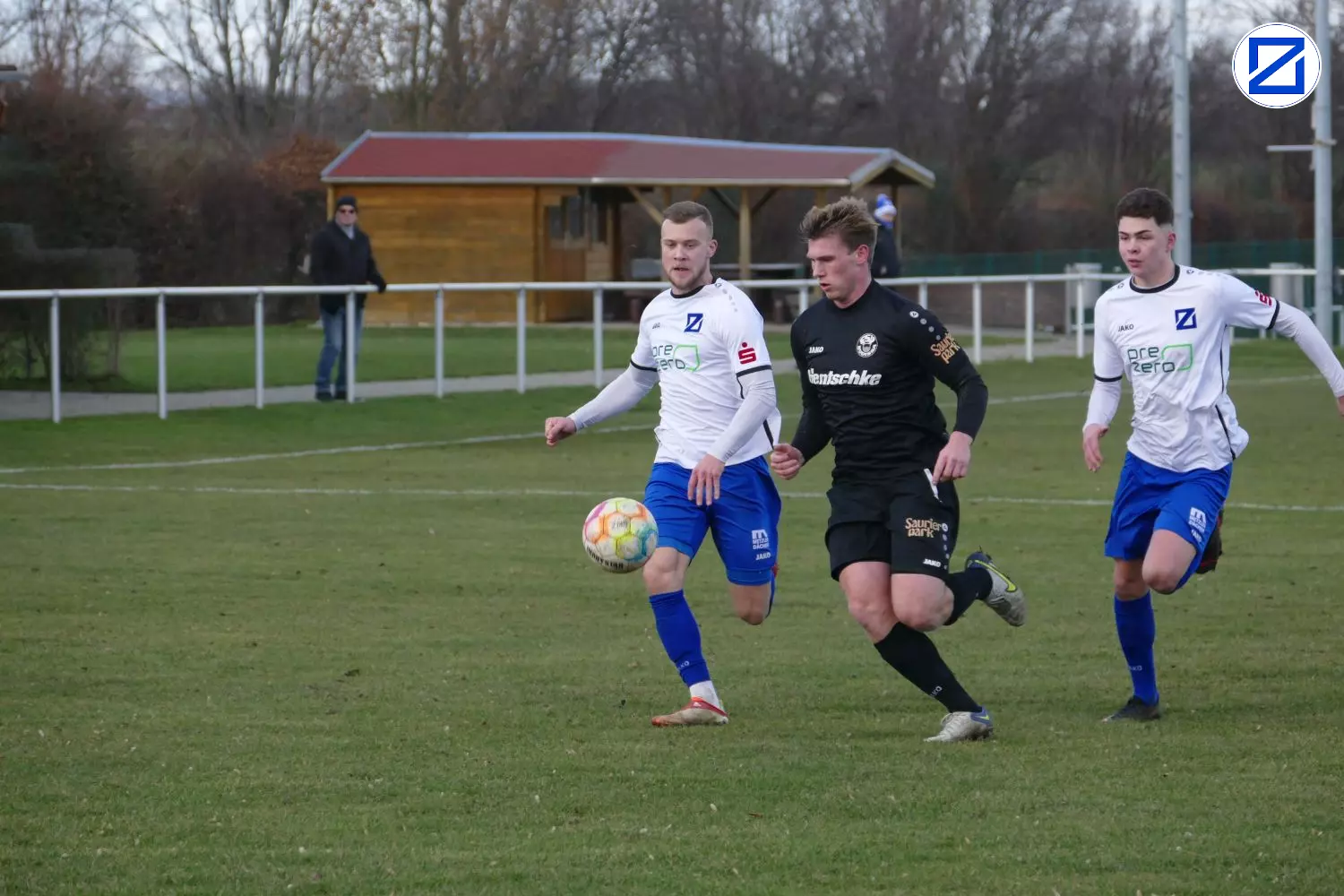Bild: SV Blau-Weiß Zorbau – FSV Budissa Bautzen 1:2 (1:1) - Zorbau Bautzen031