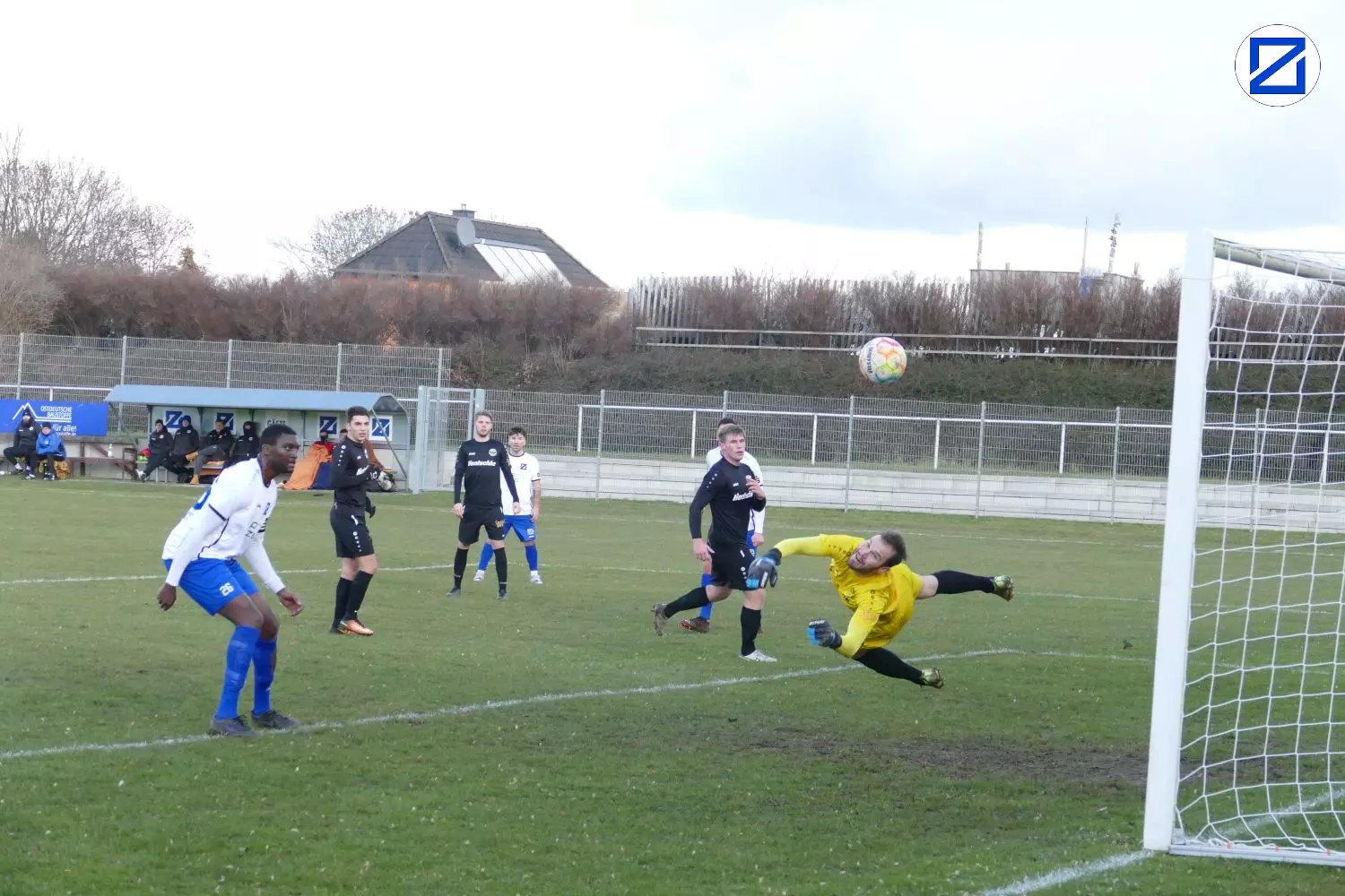Bild: SV Blau-Weiß Zorbau – FSV Budissa Bautzen 1:2 (1:1) - Zorbau Bautzen041