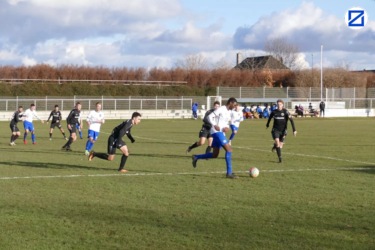 Bild: SV Blau-Weiß Zorbau – FSV Budissa Bautzen 1:2 (1:1) - Zorbau Bautzen2002
