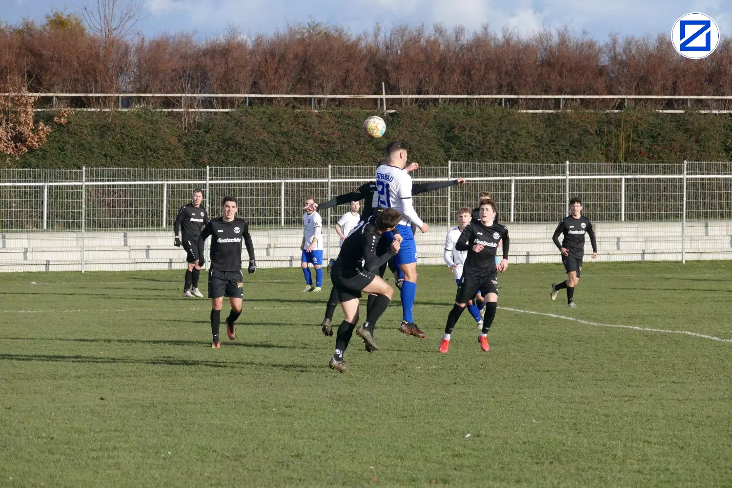 Bild: SV Blau-Weiß Zorbau – FSV Budissa Bautzen 1:2 (1:1) - Zorbau Bautzen2007