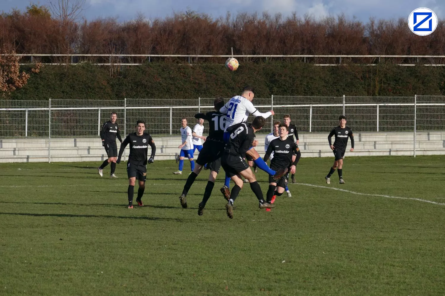 Bild: SV Blau-Weiß Zorbau – FSV Budissa Bautzen 1:2 (1:1) - Zorbau Bautzen2008