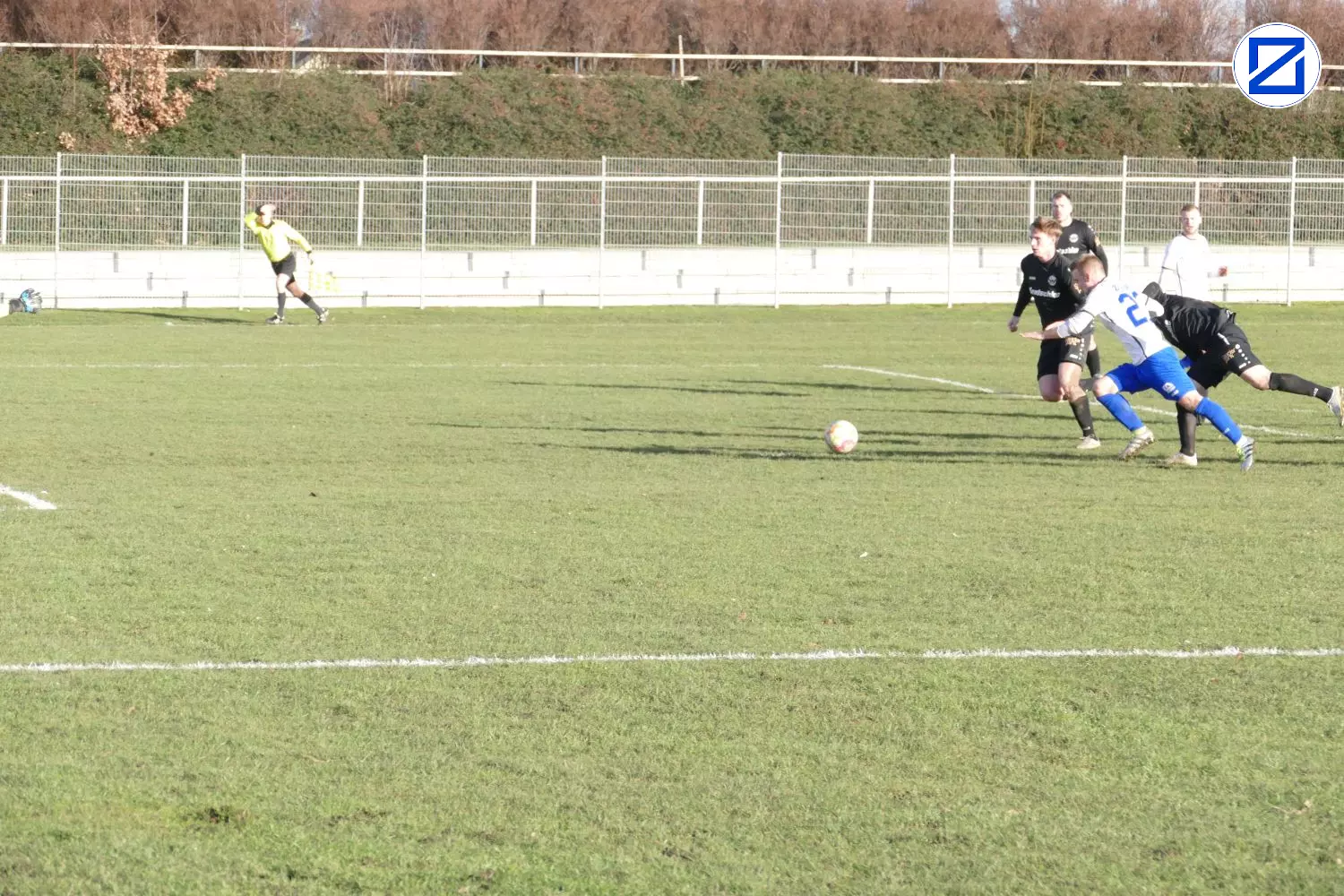 Bild: SV Blau-Weiß Zorbau – FSV Budissa Bautzen 1:2 (1:1) - Zorbau Bautzen2012