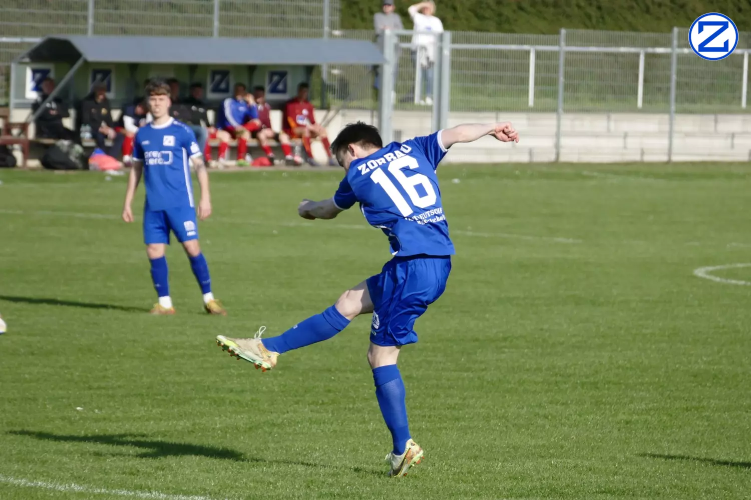Bild: SV Blau-Weiß Zorbau - VfL Halle 1896 0:1 (0:0) - Zorbau Vfl Halle004