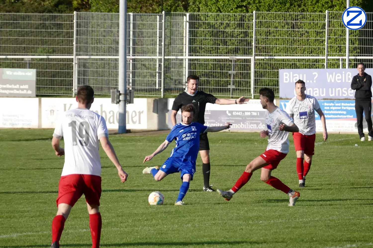 Bild: SV Blau-Weiß Zorbau - VfL Halle 1896 0:1 (0:0) - Zorbau Vfl Halle048