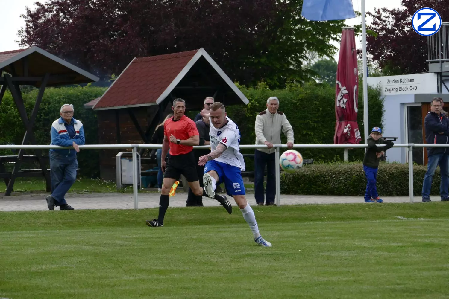 Bild: SV Blau-Weiß Zorbau - SV Freital 0:2 (0:1) - Zorbau Freital014
