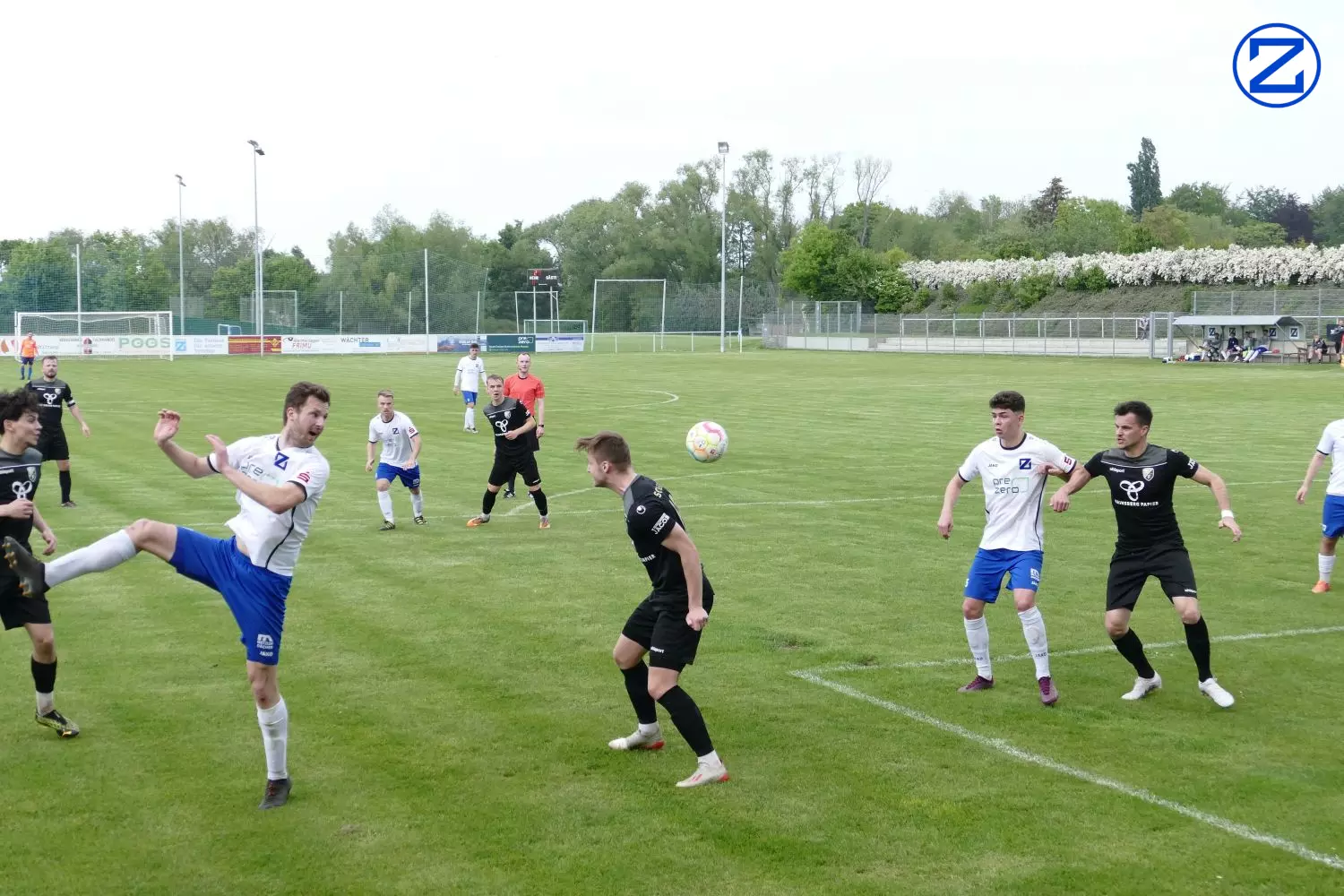 Bild: SV Blau-Weiß Zorbau - SV Freital 0:2 (0:1) - Zorbau Freital023