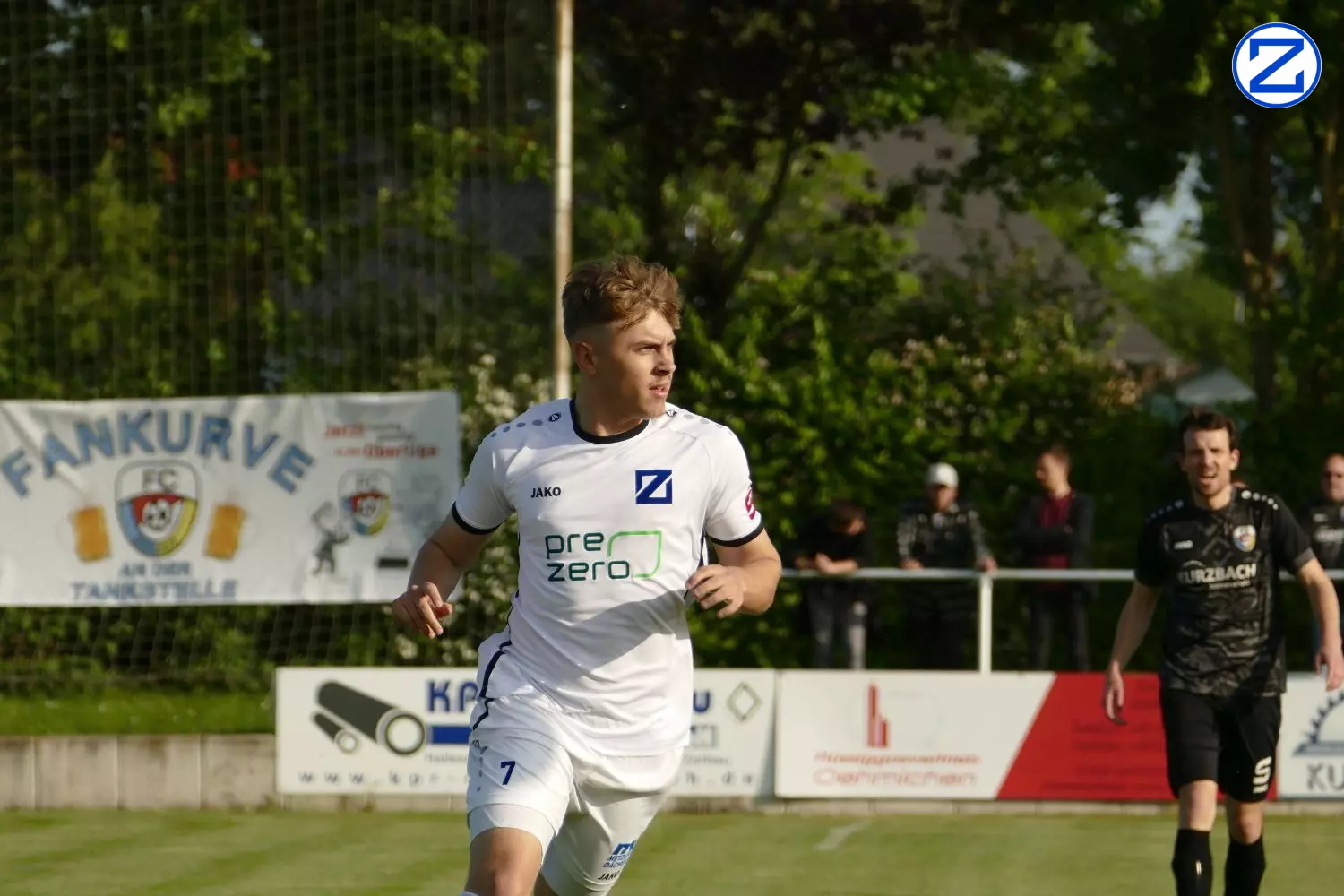 Bild: SV Blau-Weiß Zorbau - FC Grimma 2:4 (0:1) - Zorbau Grimma003