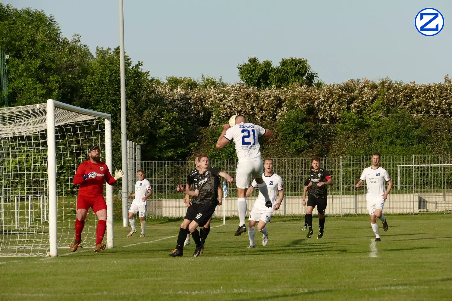 Bild: SV Blau-Weiß Zorbau - FC Grimma 2:4 (0:1) - Zorbau Grimma016
