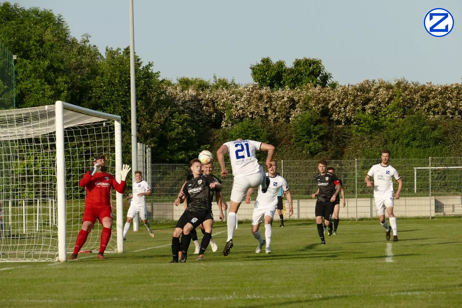 Bild: SV Blau-Weiß Zorbau - FC Grimma 2:4 (0:1) - Zorbau Grimma017