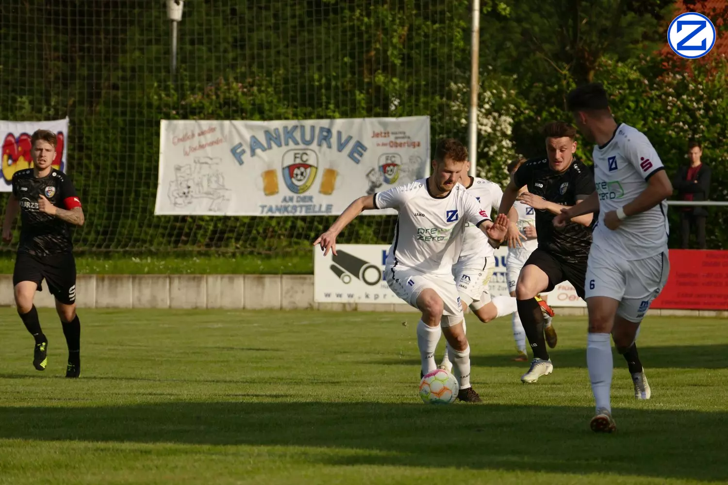 Bild: SV Blau-Weiß Zorbau - FC Grimma 2:4 (0:1) - Zorbau Grimma020