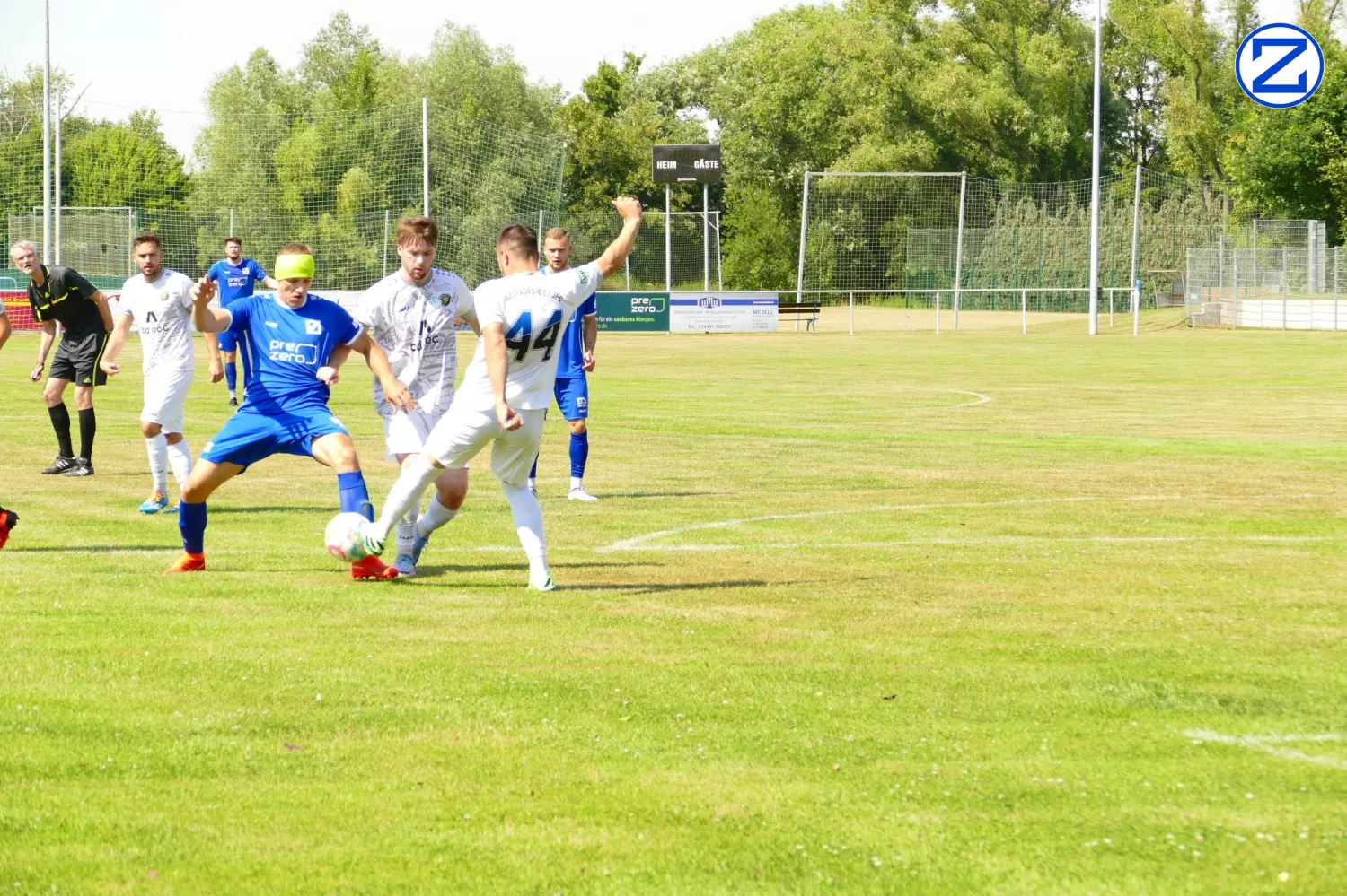 Bild: SV Blau-Weiß Zorbau - TSV Gera-Westvororte 4:1 (0:0) - Zorbau Gera Westvororte 2008