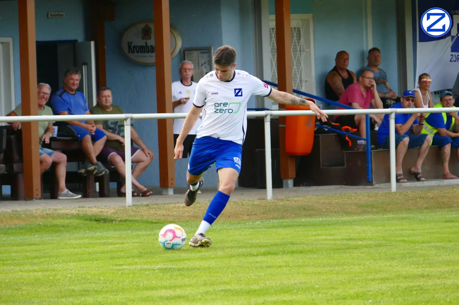 Bild: SV Blau-Weiß Zorbau - JFV Gera U23 7:2 - Jfv Gera011