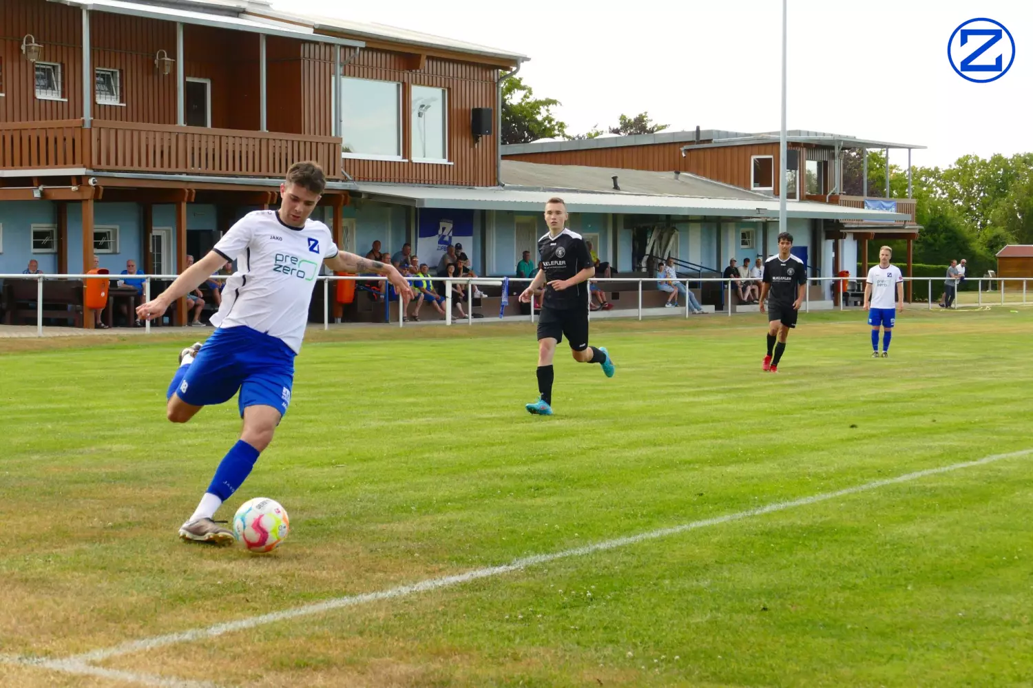 Bild: SV Blau-Weiß Zorbau - JFV Gera U23 7:2 - Jfv Gera015
