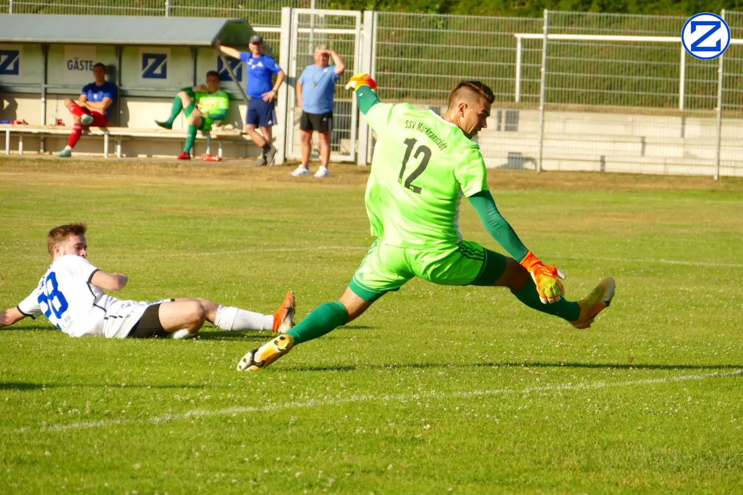 Bild: SV Blau-Weiß Zorbau - SSV Markranstädt 3:2 (2:1) - Markranstaedt0011