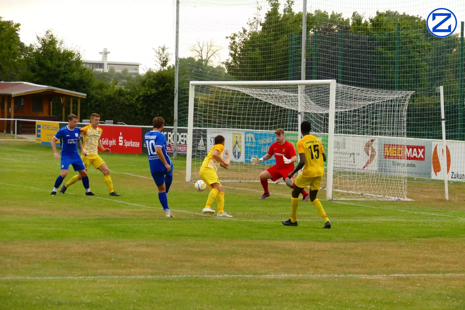 Bild: SV Blau-Weiß Zorbau - Radefelder SV 90 6:3 (3:2) - Radefeld1011