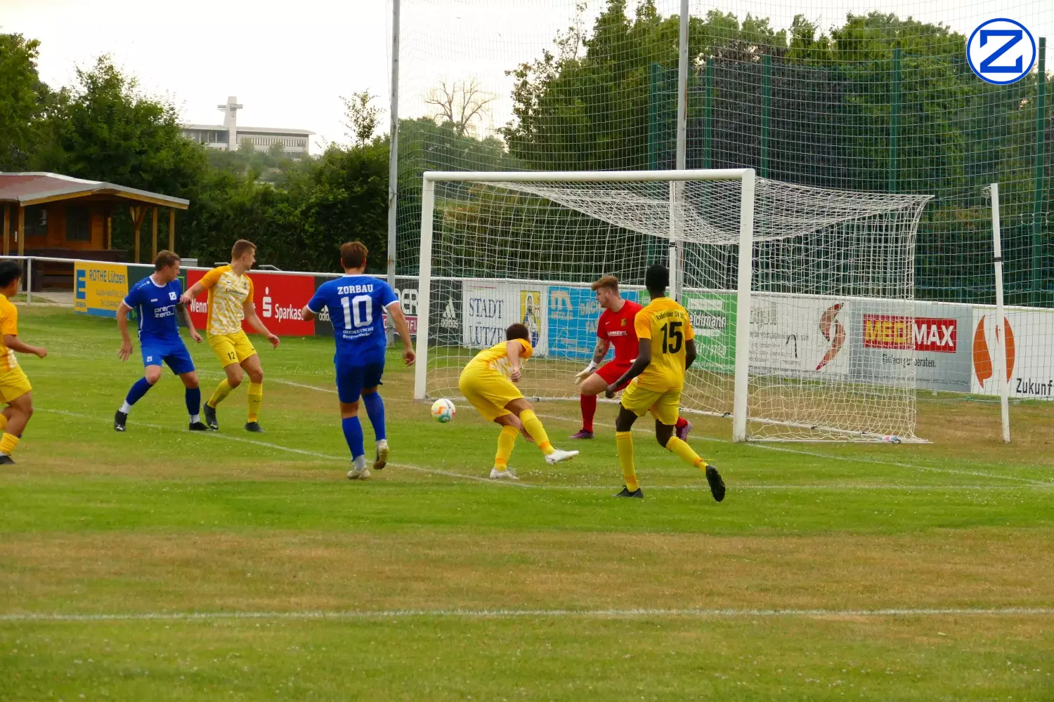 Bild: SV Blau-Weiß Zorbau - Radefelder SV 90 6:3 (3:2) - Radefeld1012