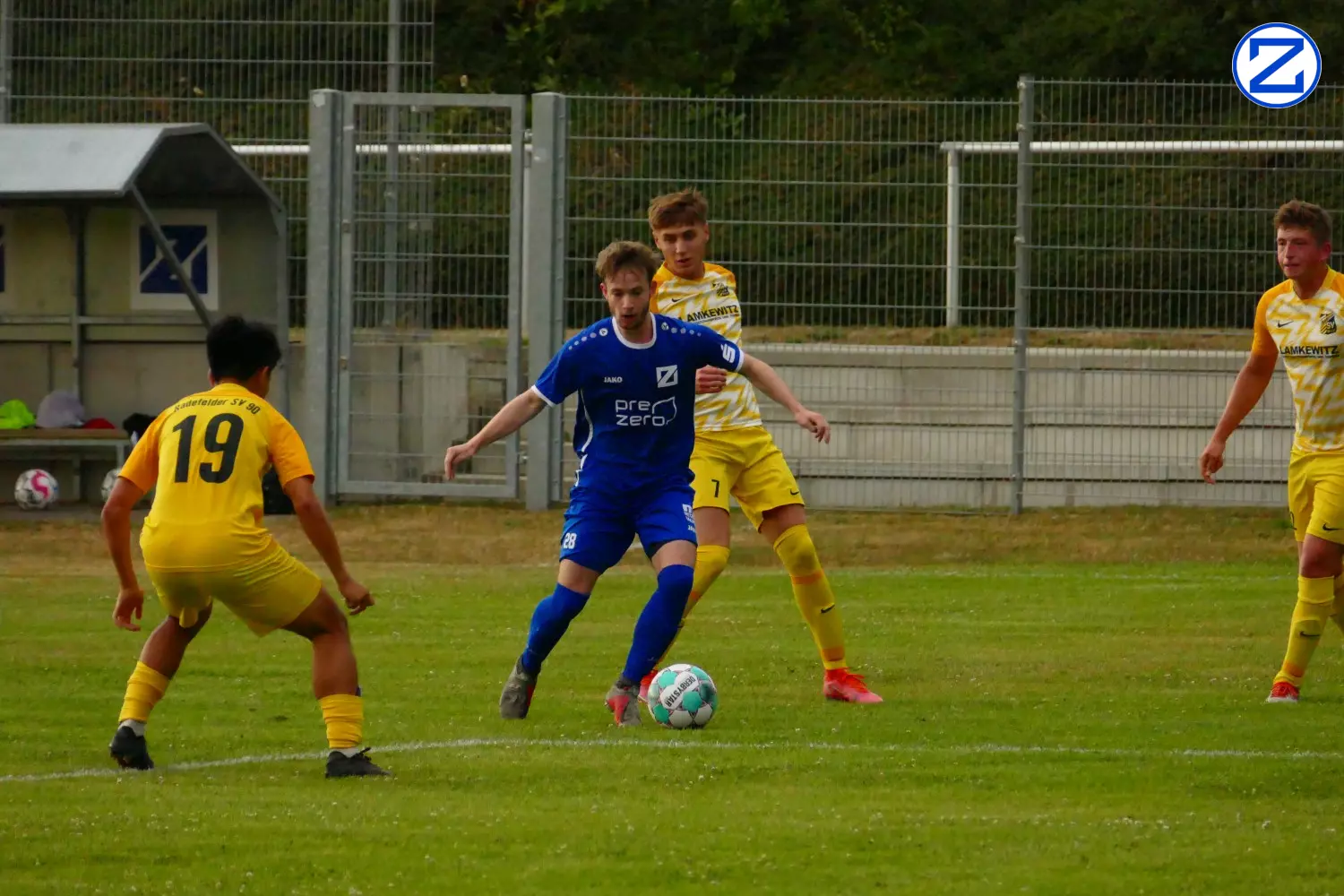 Bild: SV Blau-Weiß Zorbau - Radefelder SV 90 6:3 (3:2) - Radefeld1025