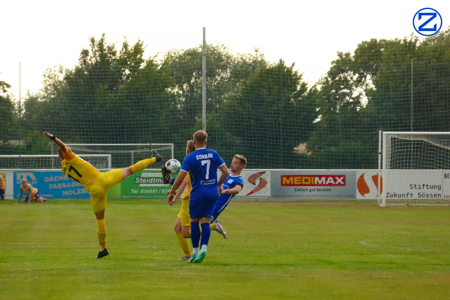Bild: SV Blau-Weiß Zorbau - Radefelder SV 90 6:3 (3:2) - Radefeld1029