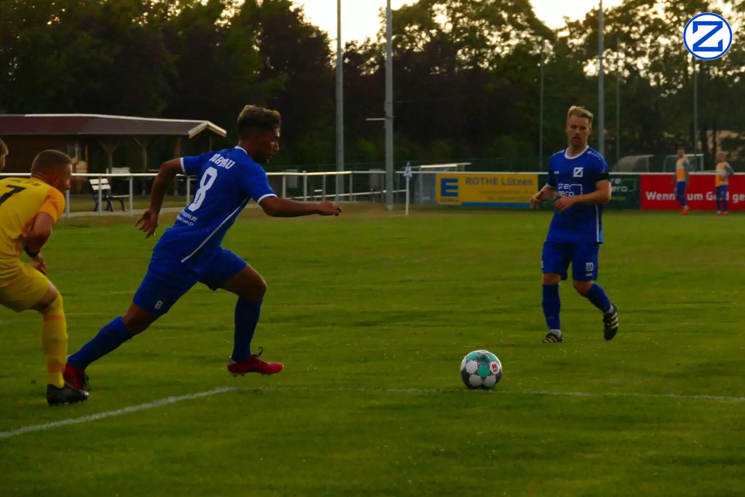 Bild: SV Blau-Weiß Zorbau - Radefelder SV 90 6:3 (3:2) - Radefeld1045