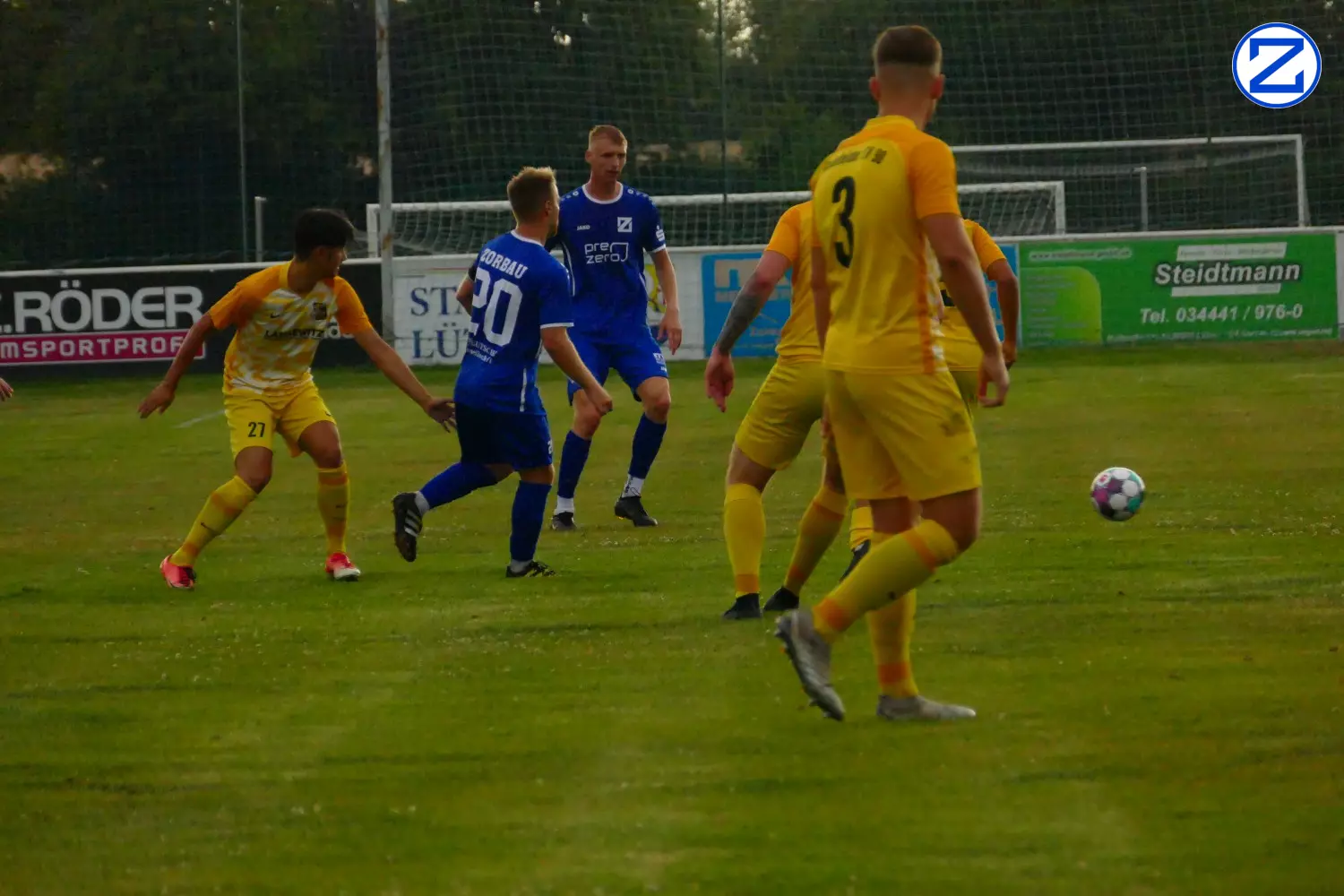 Bild: SV Blau-Weiß Zorbau - Radefelder SV 90 6:3 (3:2) - Radefeld1049