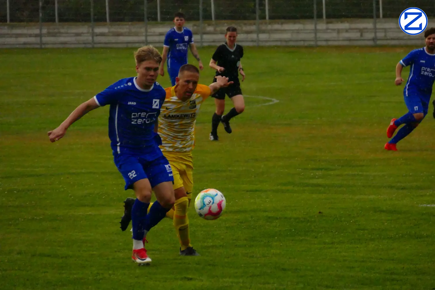 Bild: SV Blau-Weiß Zorbau - Radefelder SV 90 6:3 (3:2) - Radefeld2012