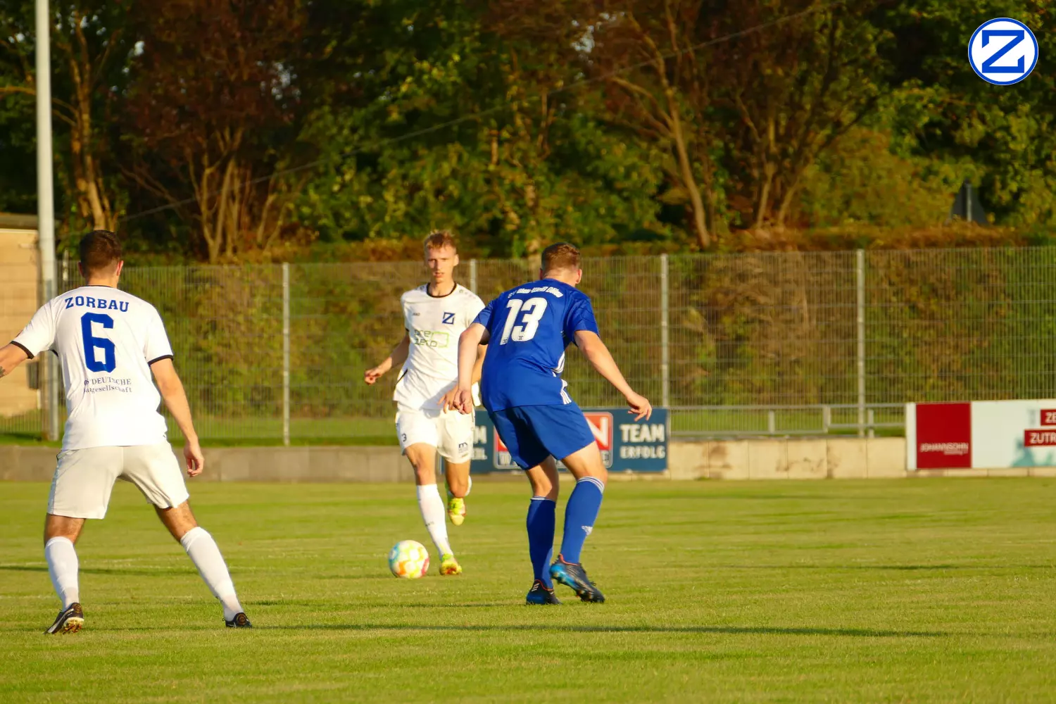 Bild: SV Blau-Weiß Zorbau - SV Blau-Weiß Dölau 3:1 (1:0) - Doelau2016
