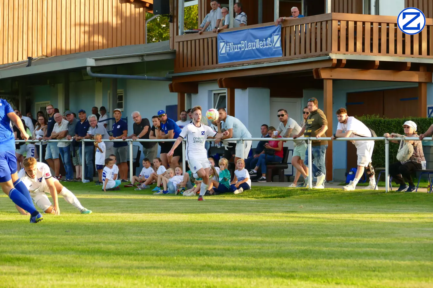 Bild: SV Blau-Weiß Zorbau - SV Blau-Weiß Dölau 3:1 (1:0) - Doelau2028