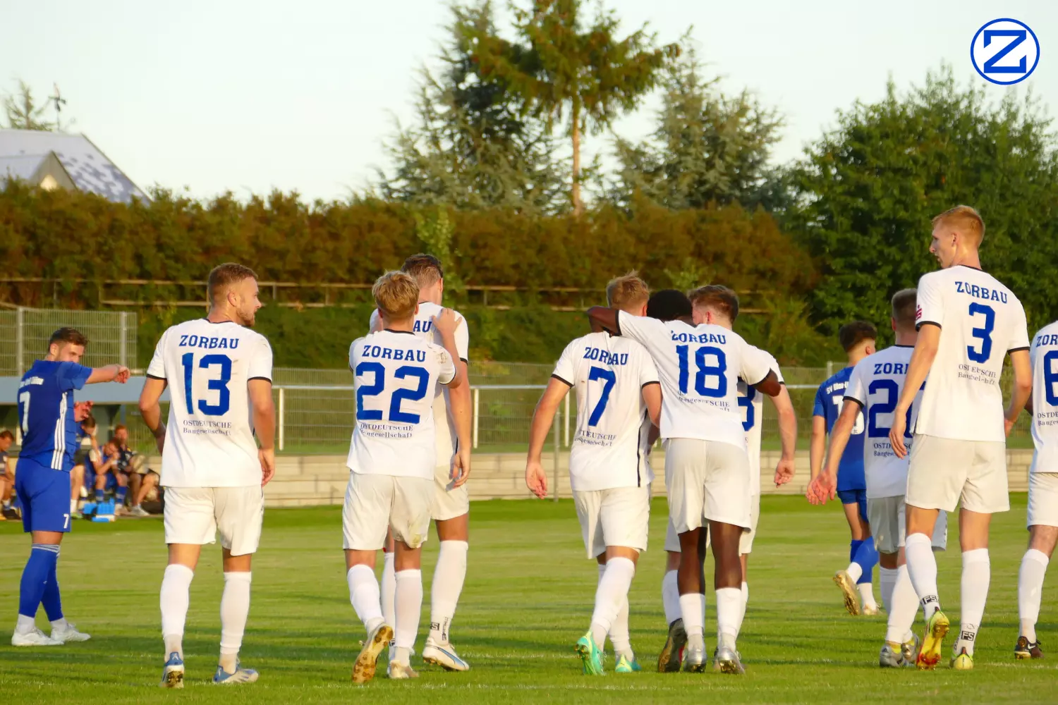 Bild: SV Blau-Weiß Zorbau - SV Blau-Weiß Dölau 3:1 (1:0) - Doelau2039