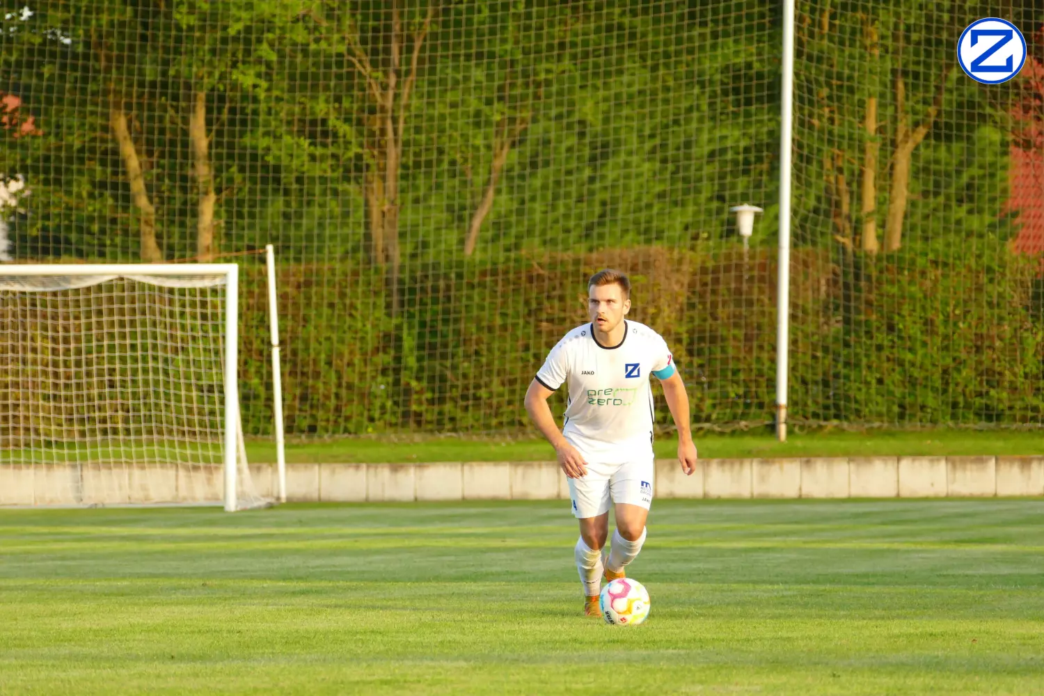 Bild: SV Blau-Weiß Zorbau - SV Blau-Weiß Dölau 3:1 (1:0) - Doelau2040