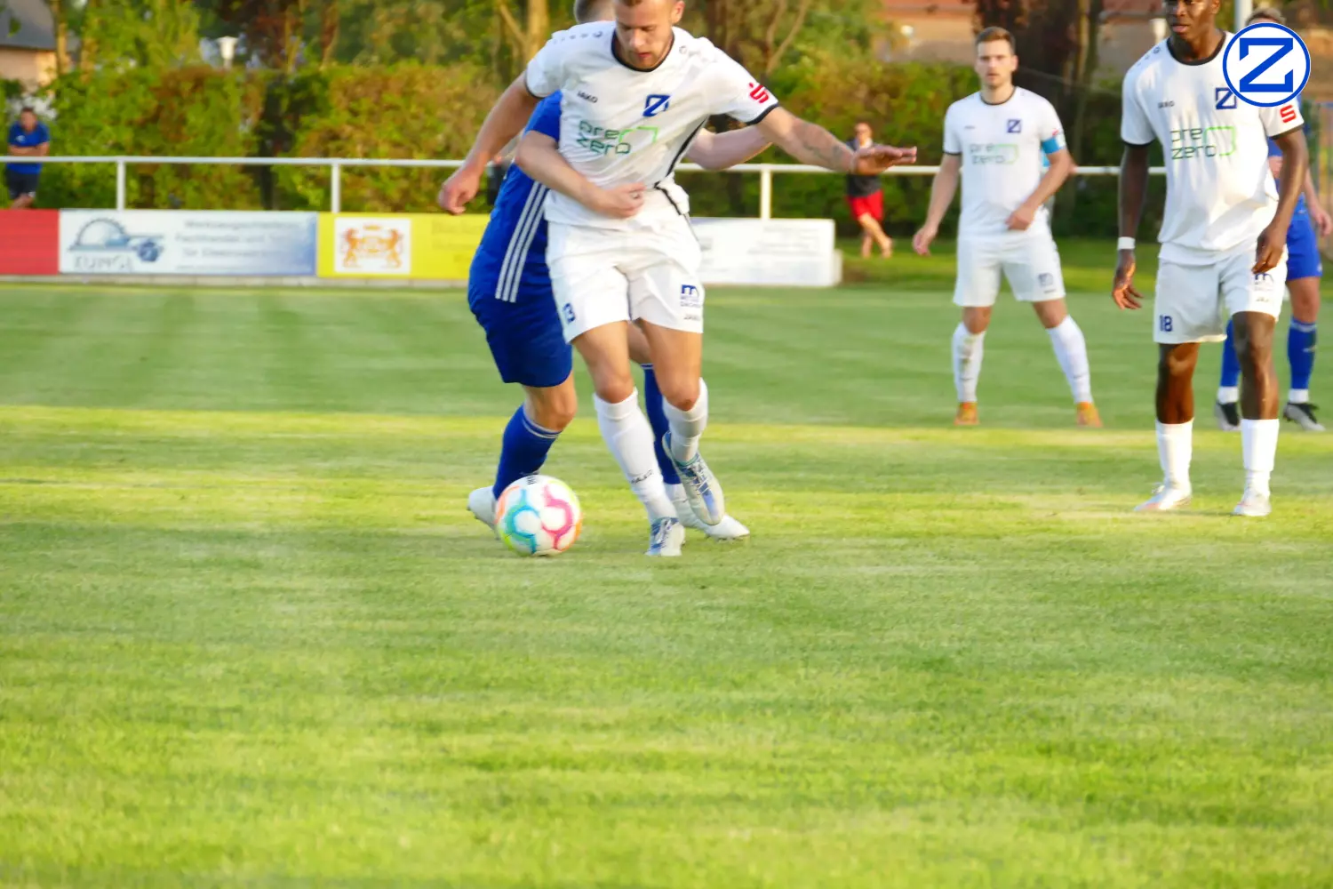 Bild: SV Blau-Weiß Zorbau - SV Blau-Weiß Dölau 3:1 (1:0) - Doelau3001