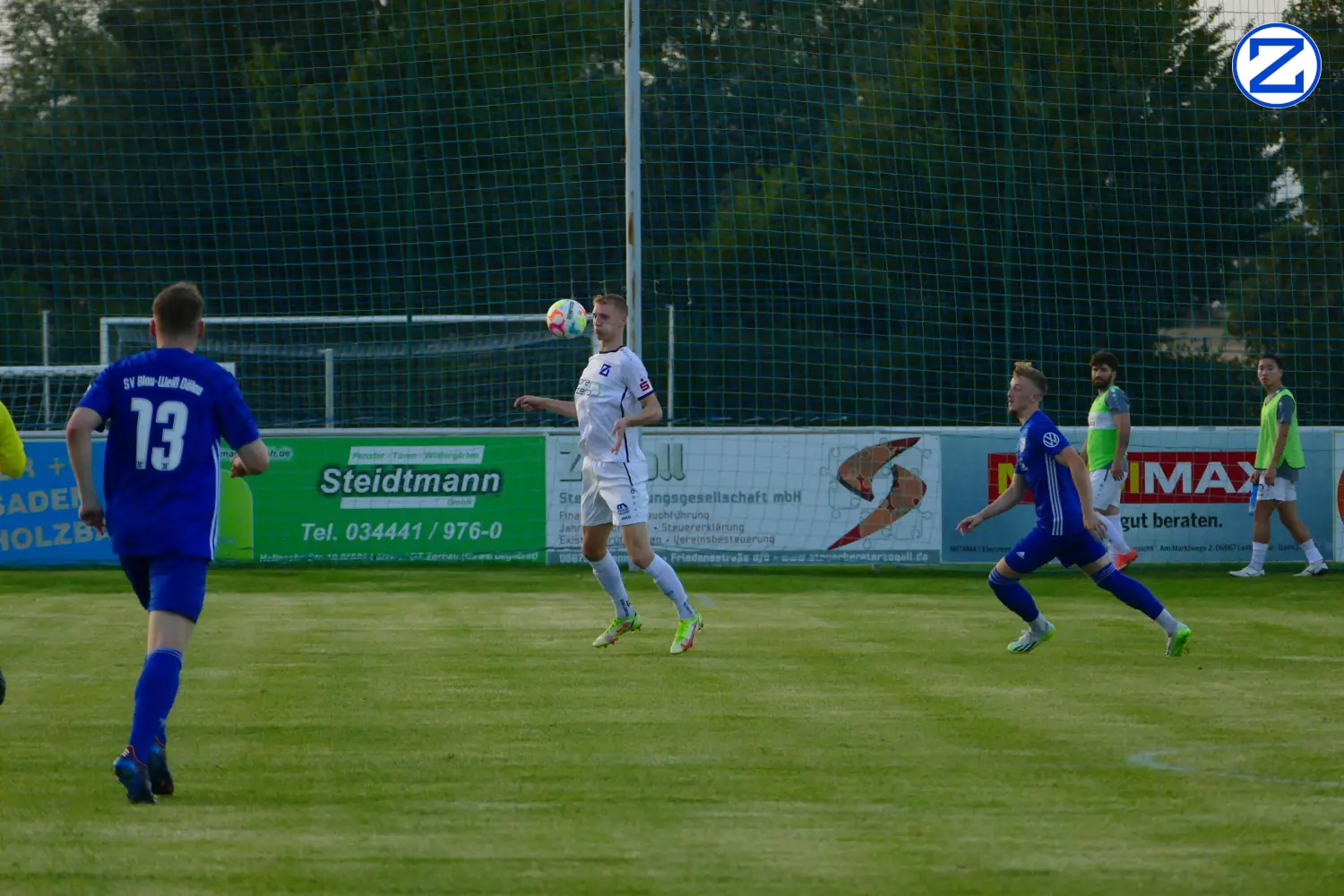 Bild: SV Blau-Weiß Zorbau - SV Blau-Weiß Dölau 3:1 (1:0) - Doelau3010