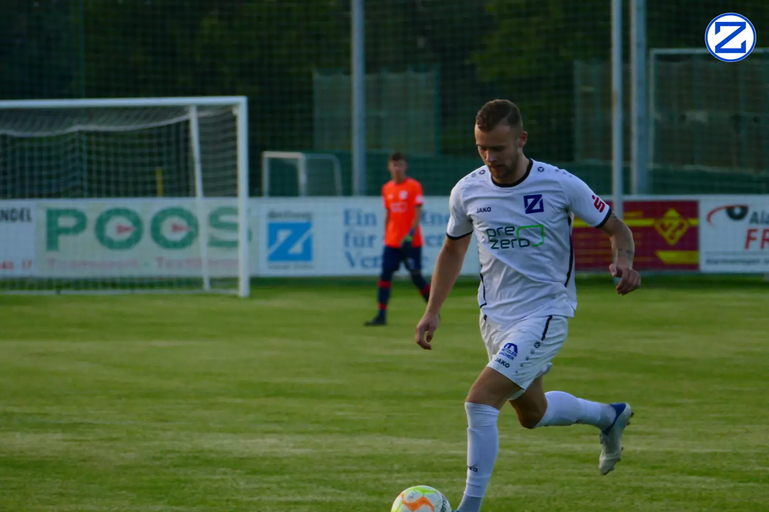 Bild: SV Blau-Weiß Zorbau - SV Blau-Weiß Dölau 3:1 (1:0) - Doelau3011