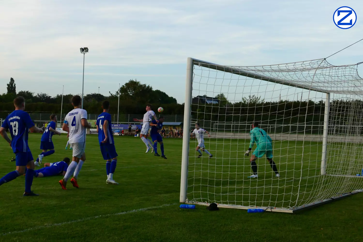 Bild: SV Blau-Weiß Zorbau - SV Blau-Weiß Dölau 3:1 (1:0) - Doelau3020