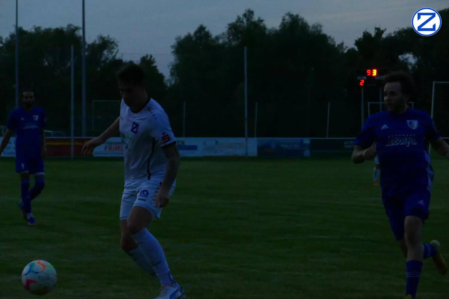 Bild: SV Blau-Weiß Zorbau - SV Blau-Weiß Dölau 3:1 (1:0) - Doelau3038