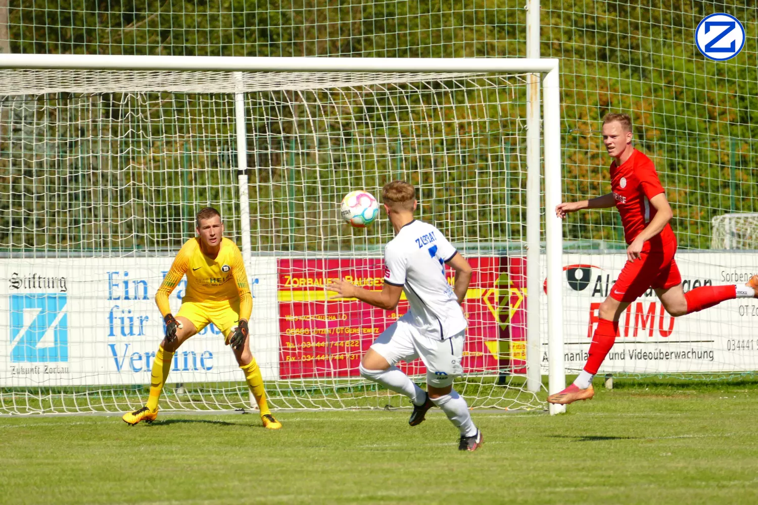 Bild: SV Blau-Weiß Zorbau - SV Dessau 05 4:2 (2:1) - Dessau1012