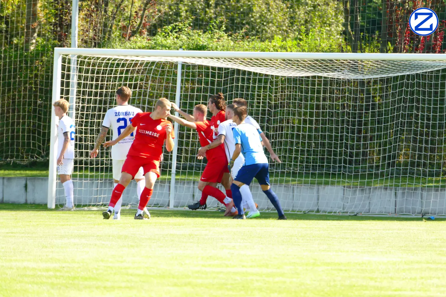 Bild: SV Blau-Weiß Zorbau - SV Dessau 05 4:2 (2:1) - Dessau1016